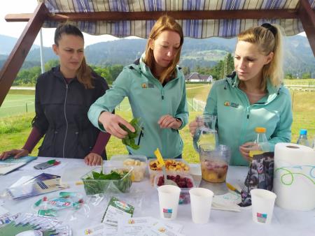 Slika 5 Delavnica Ostanimo mobilni  Stojnica Kolo zdravja